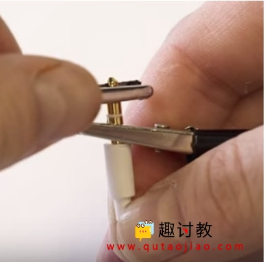 （七）基础例子：micro：bit加装耳机