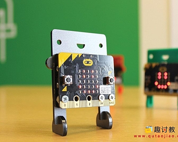 （二）基础例子：屏幕上滚动您的名字