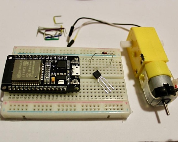 ESP32：使用ESP32 DIY电机驱动器