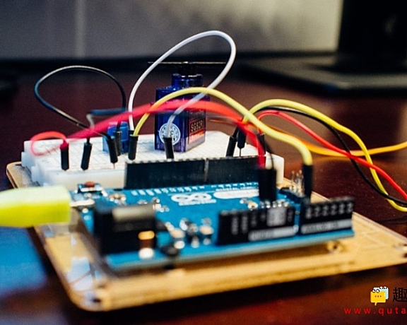 Arduino IDE串行绘图仪中的多个值