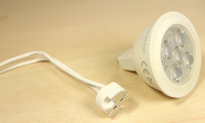 12-V-lamp-and-lamp-holder
